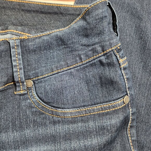 Torrid Denim Womens Button-Fly Skinny Jeans Size 16R Cotton & Rayon Blend - Picture 4 of 11